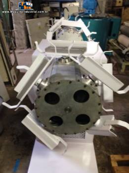 Centr�fuga industrial para ovos de chocolate