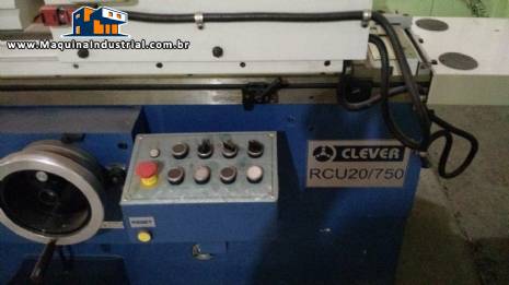 Retifica cil�ndrica Clever RCU