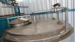 Tanque em inox isolado para 7.500 L com agitao