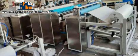 Rebobinadeira de TNT para len�os umedecidos e secos em rolos