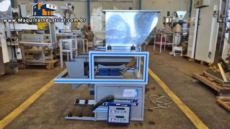 Dosadora pesadora envasadora semi autom�tica Golpack Twin