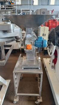 Processador triturador em inox AGMAC 100 kg / h