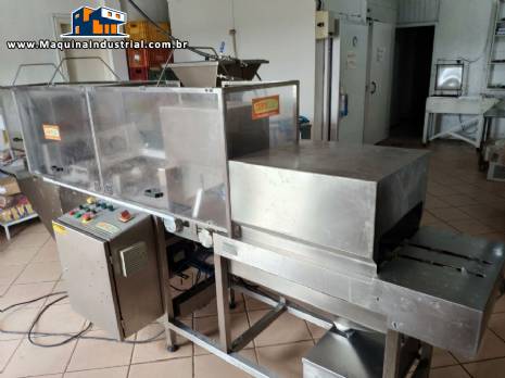 Recheadora de p�o de alho Panitec