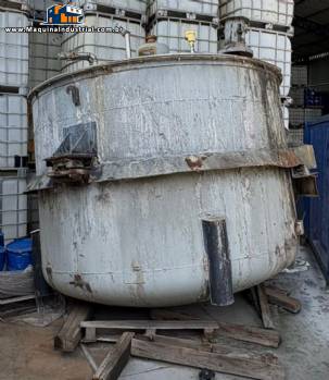 Misturador em a�o inox 10.000 litros e motor de 7,5 CV