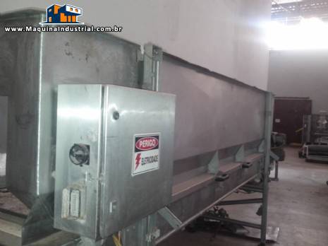 Tanque armazenador com esteira em a�o inox