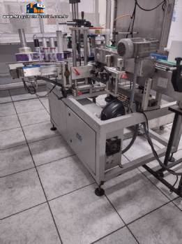 Rotuladora para frasco cilndrico auto adesivo P.E Latina Labelers