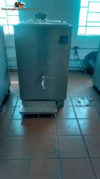 Tina de matura��o para sorvete 180 L R.Camargo