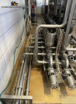 Cluster de vlvulas sanitrias em inox Alfa Laval / Tetra Pak para laticnios leite lcteos bebidas