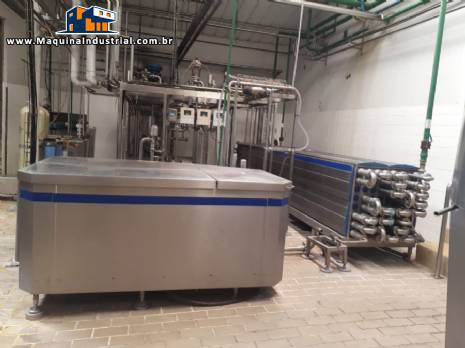 Sistema de esterilizao assptico pasteurizador tubular com homogeneizador Tetra Pak Tetra Therm Aseptic Flex