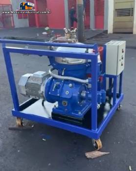 Centrifuga separadora para purificao de leos minerais Alfa Laval MAB 206