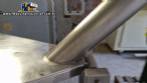 Rosca transportadora helicoidal inclinada com silo em inox