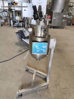 Reator encamisado concentrador de bancada em inox Consolid