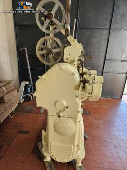 Embaladora autom�tica dupla tor��o Forgrove para balas mastig�veis