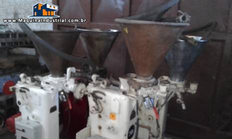 Dosadora de recheios para linha Hansella Dosadora de recheios para linha Hansella