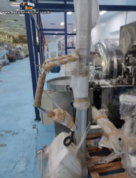 Elevador para alimentação de pó da envadadora Bausch + Strobel Elevador para alimentação de pó da envadadora Bausch + Strobel