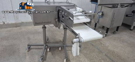 Formadora moldadora automática para almôndega, hambúrguer e produtos moldados Handtmann RF440 Formadora moldadora automática para almôndega, hambúrguer e produtos moldados Handtmann RF440