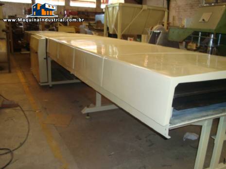 Túnel de resfriamento com 10 m de comprimento Túnel de resfriamento com 10 m de comprimento